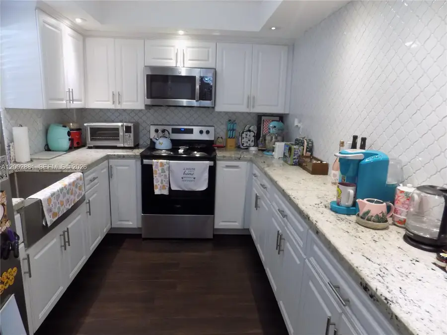 Address Withheld By Seller, Miami, FL 33179 - #2