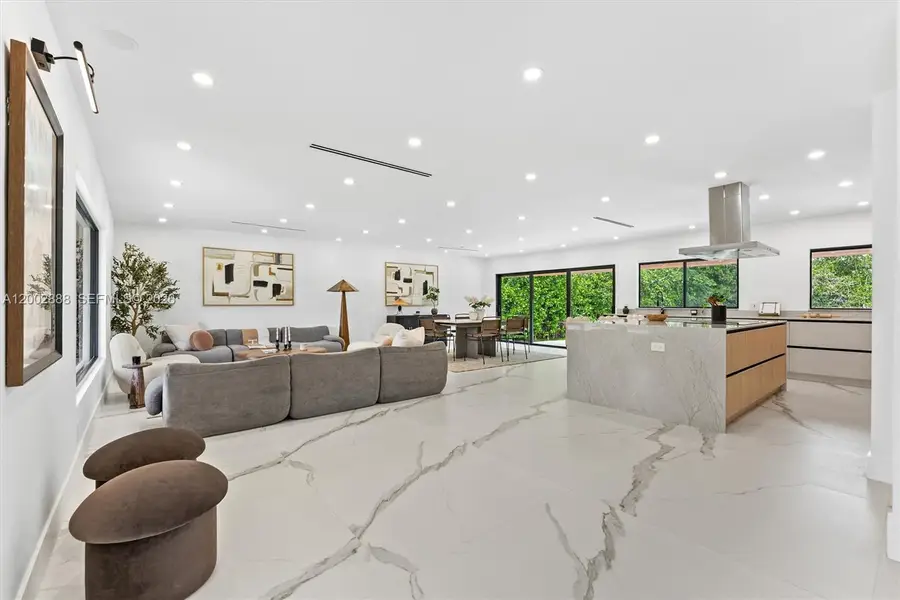 19731 NE 24th Ave, Miami, FL 33180 - #2