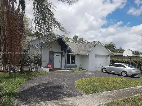 12011 NW 33rd St, Sunrise, FL 33323