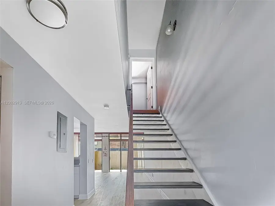 1180 Windward Dr, Pembroke Pines, FL 33026 - #2