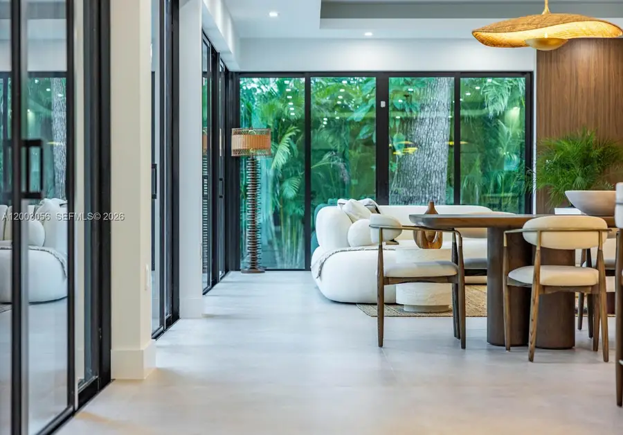 824 NE 111th St, Biscayne Park, FL 33161 - #3