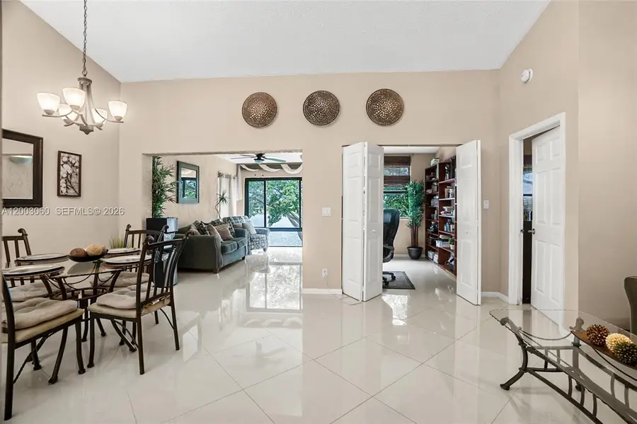 906 Republic Ct, Deerfield Beach, FL 33442 - #3