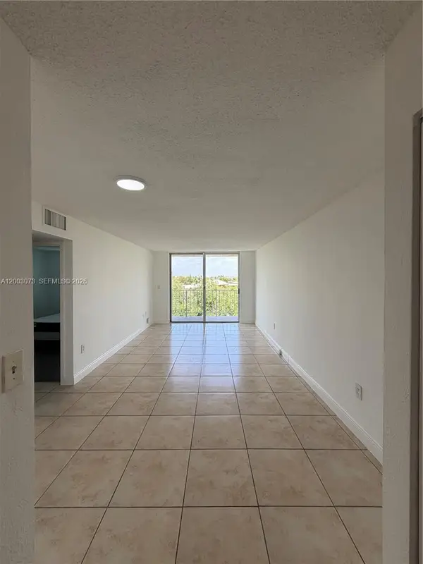 1805 Sans Souci Blvd #526, North Miami, FL 33181