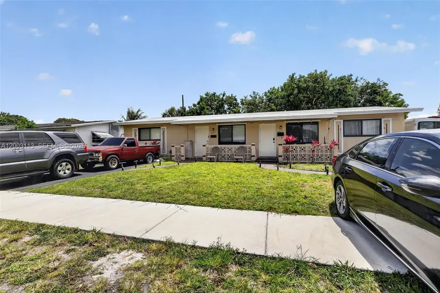 5814 Cleveland St, Hollywood, FL 33021 - #3