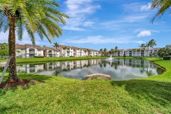 2620 S University Dr #109, Davie, FL 33328