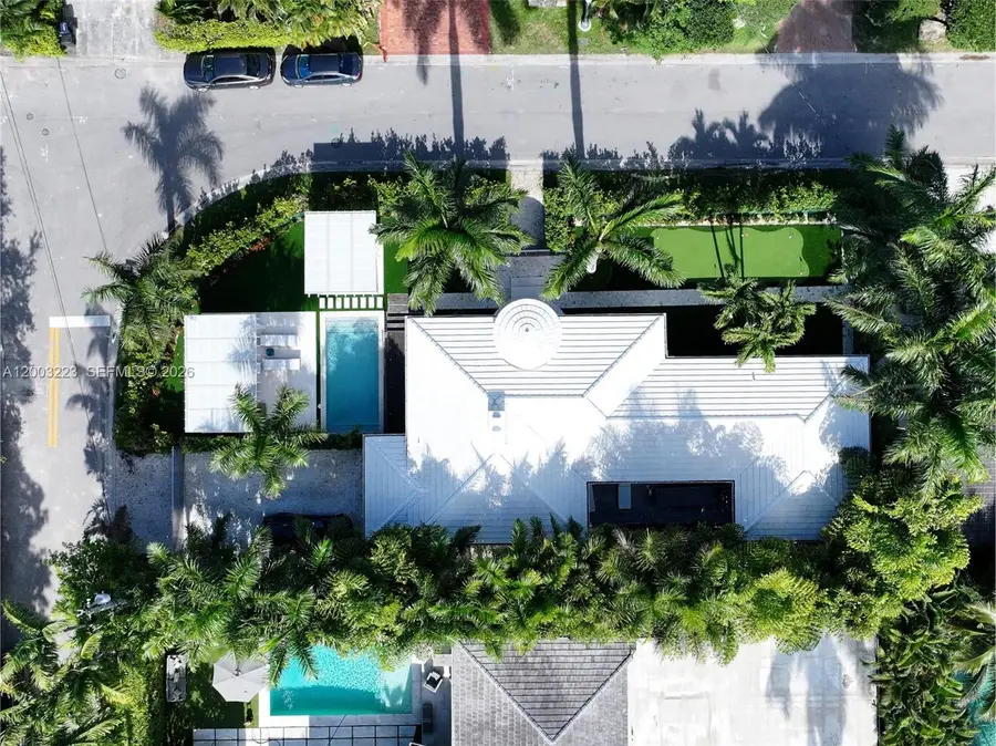 330 E San Marino Dr, Miami Beach, FL 33139 - #2