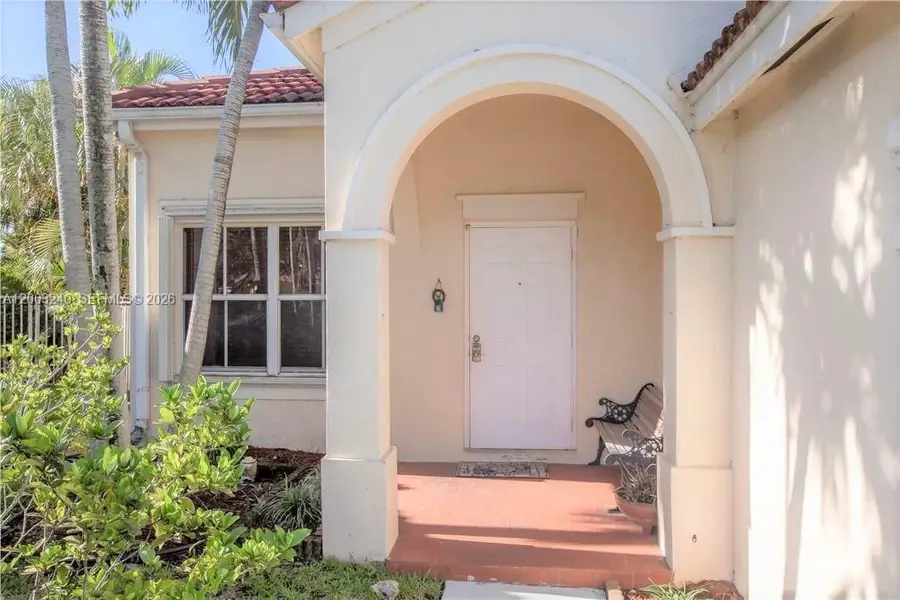 777 Tanglewood Cir, Weston, FL 33327 - #2