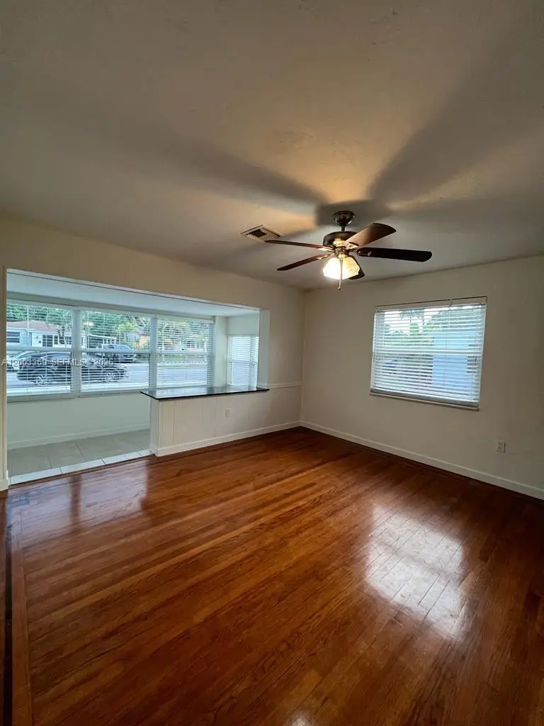 2471 Dewey St, Hollywood, FL 33020 - #3