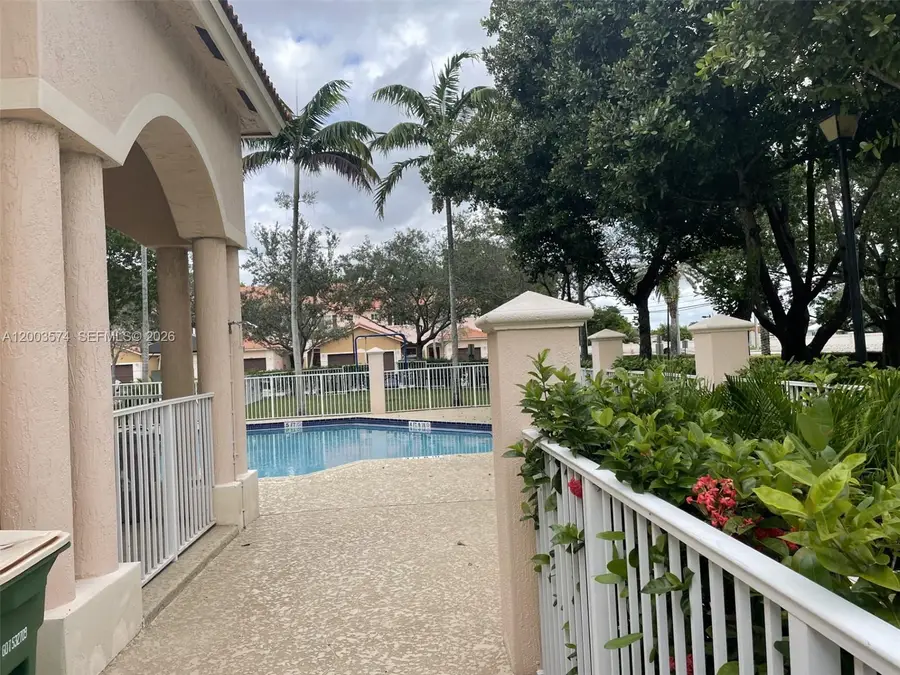 8831 S Isles Cir, Tamarac, FL 33321 - #2