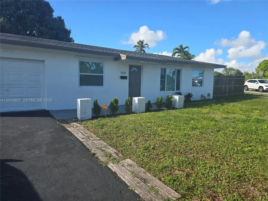 3531 NW 26th St, Lauderdale Lakes, FL 33311 - #2