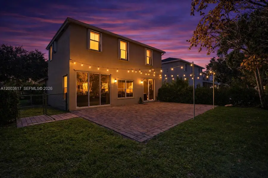 245 NW 207th Ter, Pembroke Pines, FL 33029 - #2