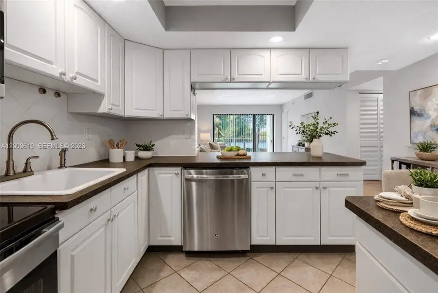 2322 S Cypress Bend Dr #311, Pompano Beach, FL 33069 - #3