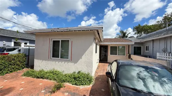 839 W 77th St, Hialeah, FL 33014