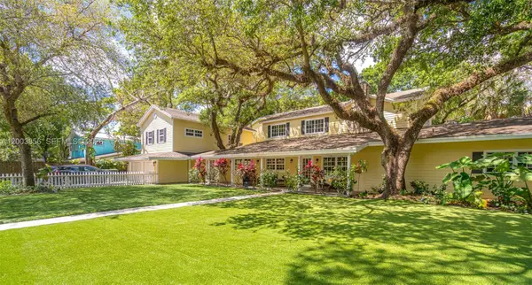 2221 SW 28th Way, Fort Lauderdale, FL 33312