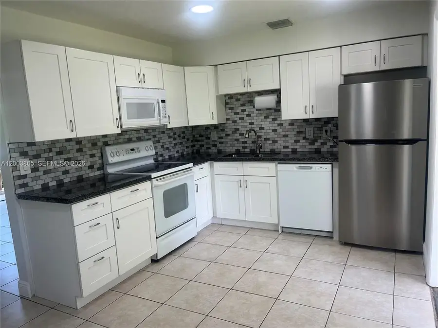 753 SW 3rd St, Dania Beach, FL 33004 - #2