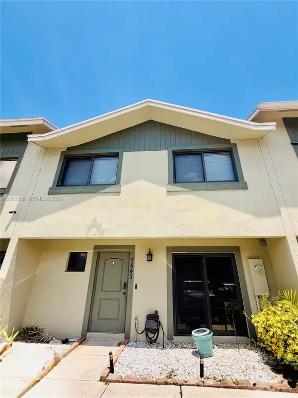 7645 NW 38th Ct, Sunrise, FL 33351