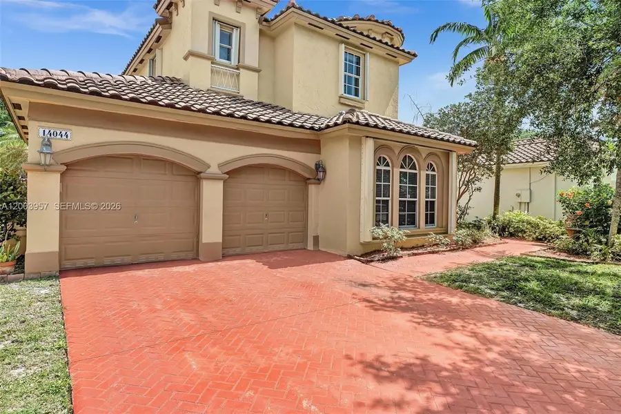14044 SW 54th St, Miramar, FL 33027 - #2