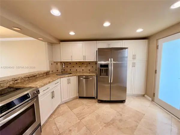 1075 NE Miami Gardens Dr #306, Miami, FL 33179