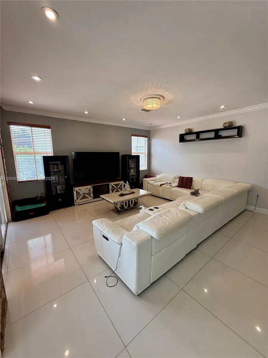 15465 SW 117th St, Miami, FL 33196 - #1