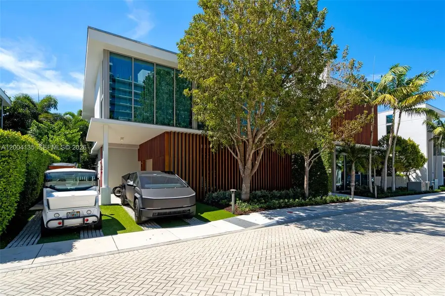 110 Reef Ln, Key Biscayne, FL 33149 - #2