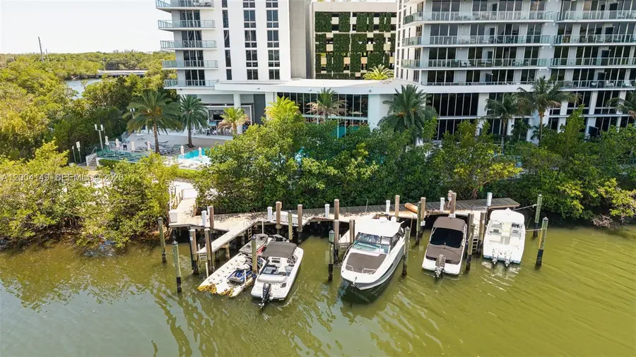 16385 Biscayne Blvd #3001, North Miami Beach, FL 33160 - #2