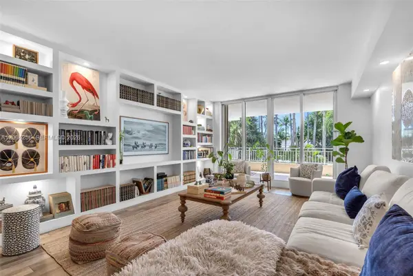 791 Crandon Blvd #302, Key Biscayne, FL 33149