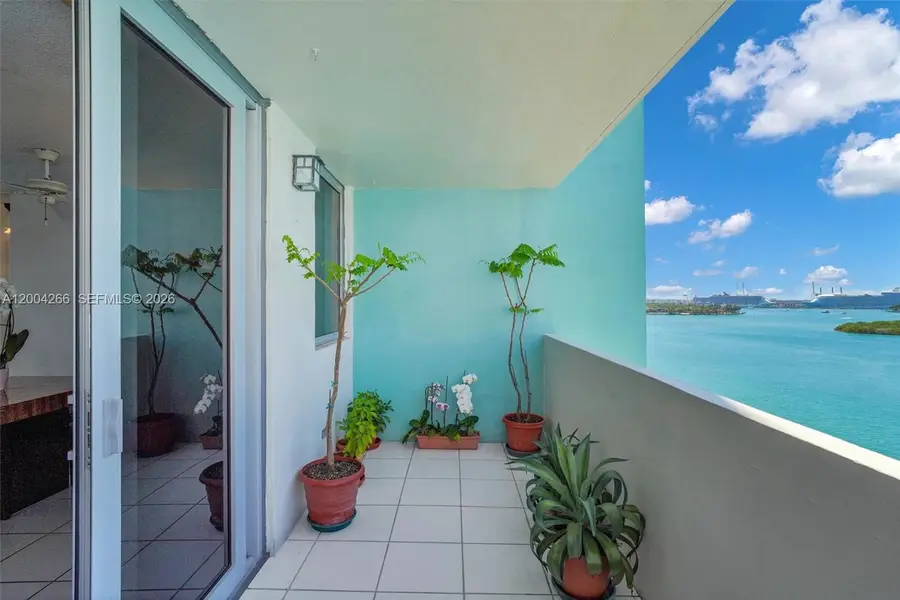 5 Island Ave #12C, Miami Beach, FL 33139 - #2