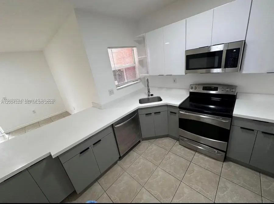 941 SW 6th Pl, Florida City, FL 33034 - #3