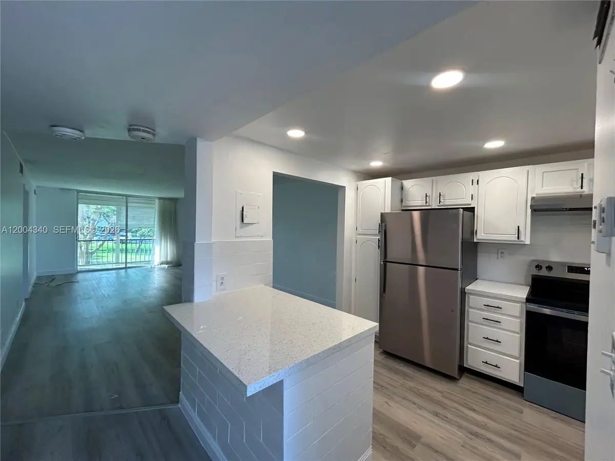 8962 S Hollybrook Blvd #202, Pembroke Pines, FL 33025 - #1