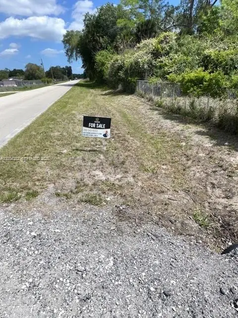 755 N Hacienda, Clewiston, FL 33440 - #3