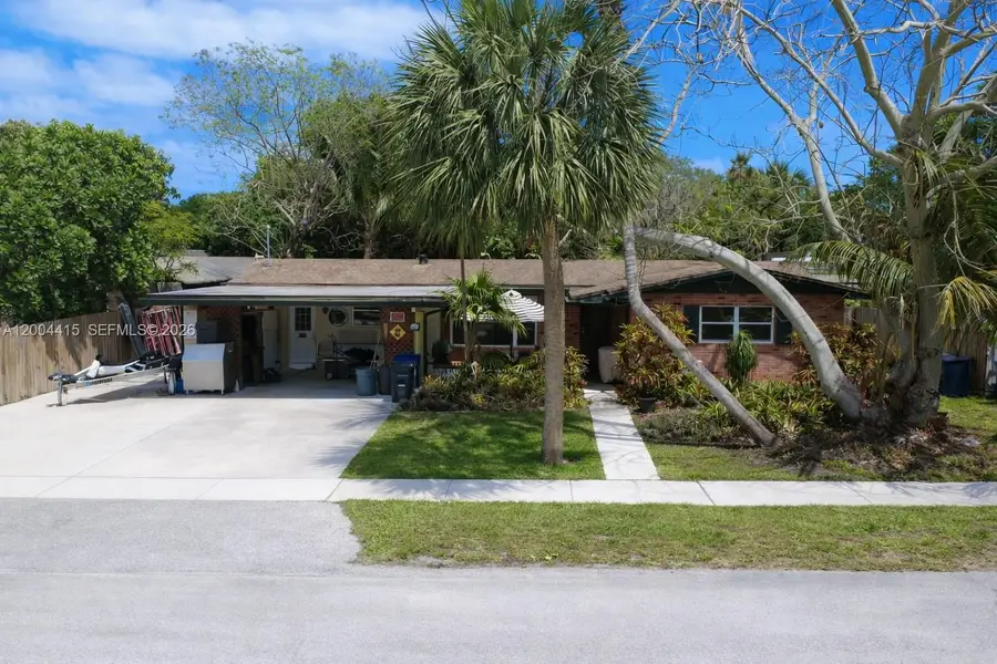 2048 SW 27th Ave, Fort Lauderdale, FL 33312 - #2