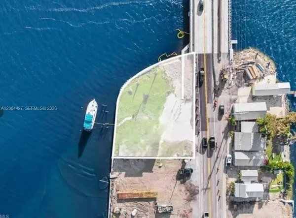 4767 Pine Island Rd Nw, Matlacha, FL 33993