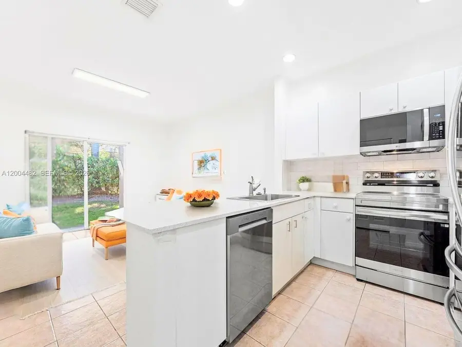 5701 NW 114th Ct #104, Doral, FL 33178 - #3