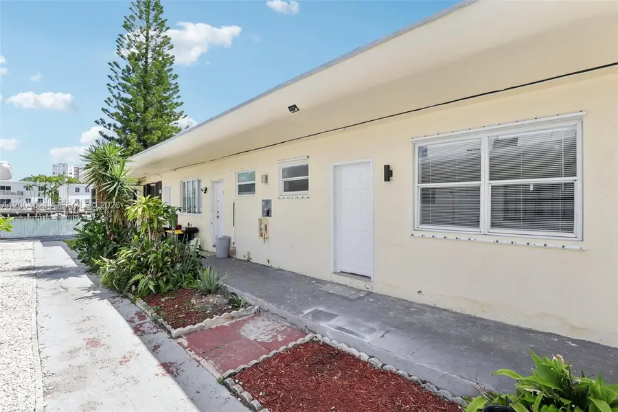 7975 Crespi Blvd, Unit 2, Miami Beach, FL 33141 - #3
