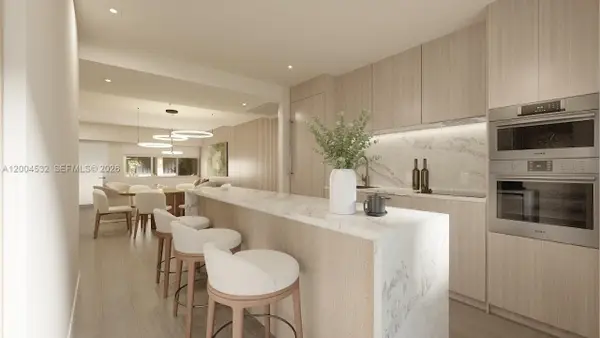 250 Collins Ave #109, Miami Beach, FL 33139