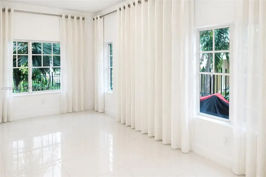 750 Pennsylvania Ave #1, Miami Beach, FL 33139 - #2