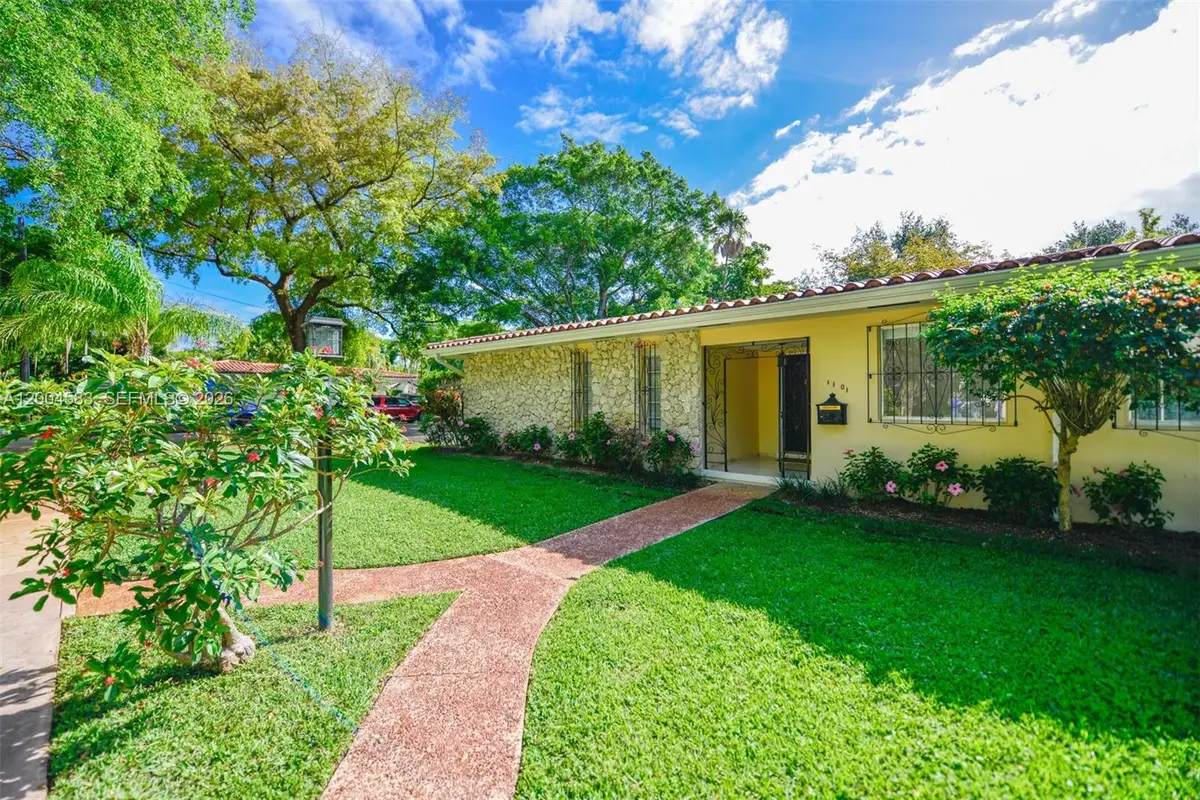 1101 Capri St, Coral Gables, FL 33134 - #1