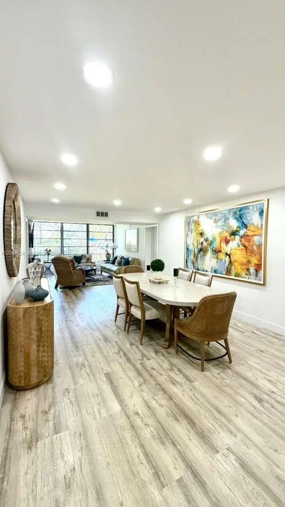 1721 Whitehall Dr #101, Davie, FL 33324 - #2