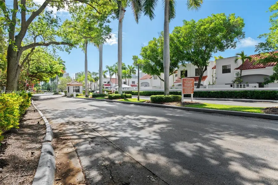 21012 NE 34th Ct, Aventura, FL 33180 - #3