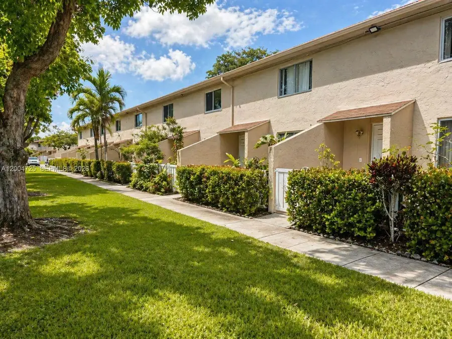 1531 NW 80th Ave #I, Margate, FL 33063 - #2