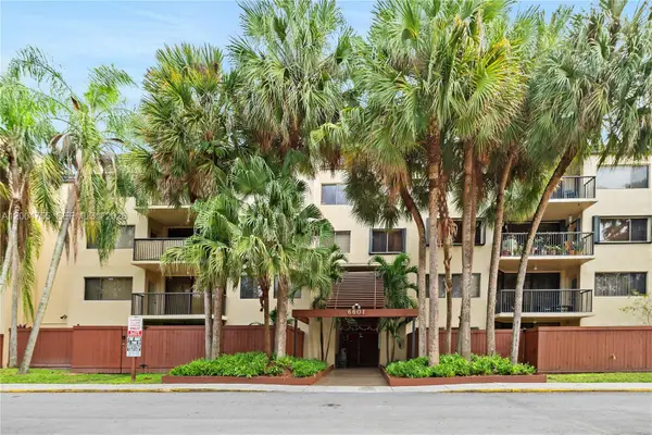 6601 SW 116th Ct #403, Miami, FL 33173