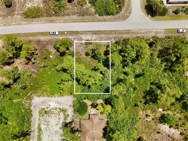 460 Norwood Ave S, Lehigh Acres, FL 33974