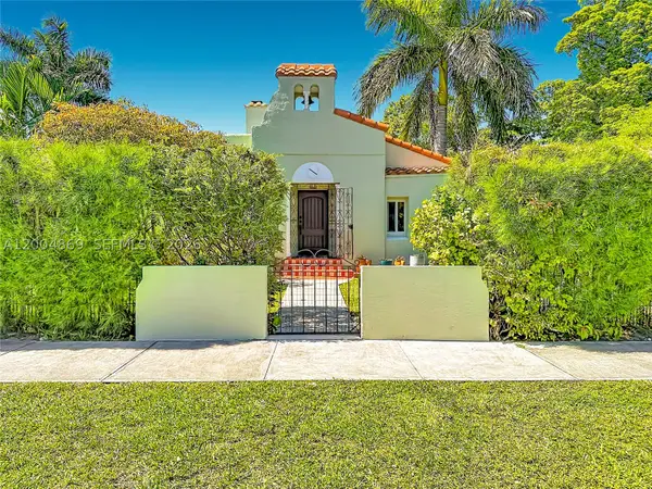 1029 Harrison St, Hollywood, FL 33019