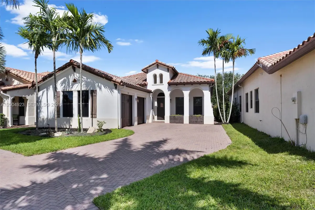 3974 NW 82nd Dr, Pembroke Pines, FL 33024 - #1