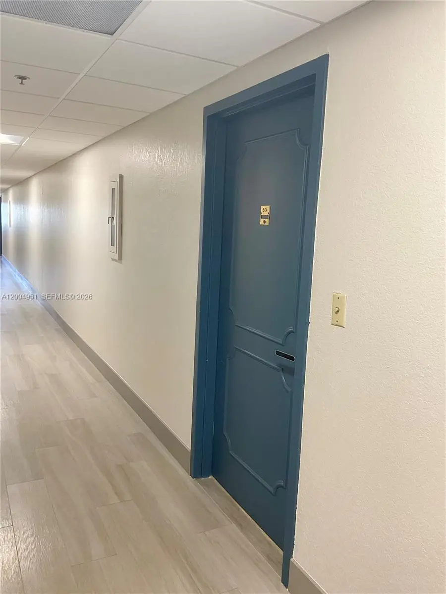 919 Hillcrest Dr #504, Hollywood, FL 33021 - #2