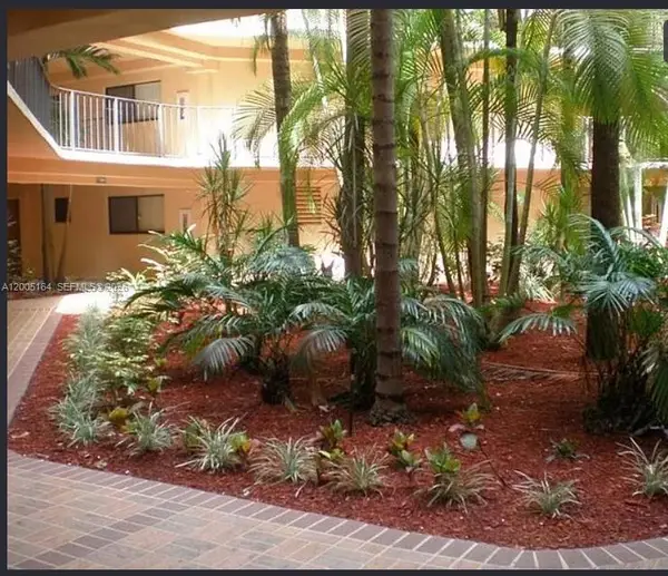 8650 SW 133rd Ave Rd #213, Miami, FL 33183