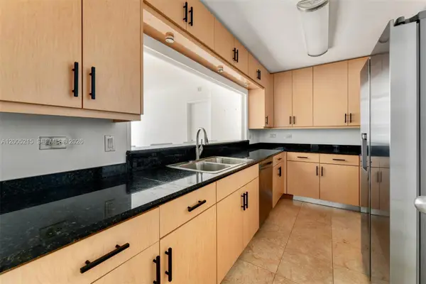 801 Brickell Key Blvd #1503, Miami, FL 33131