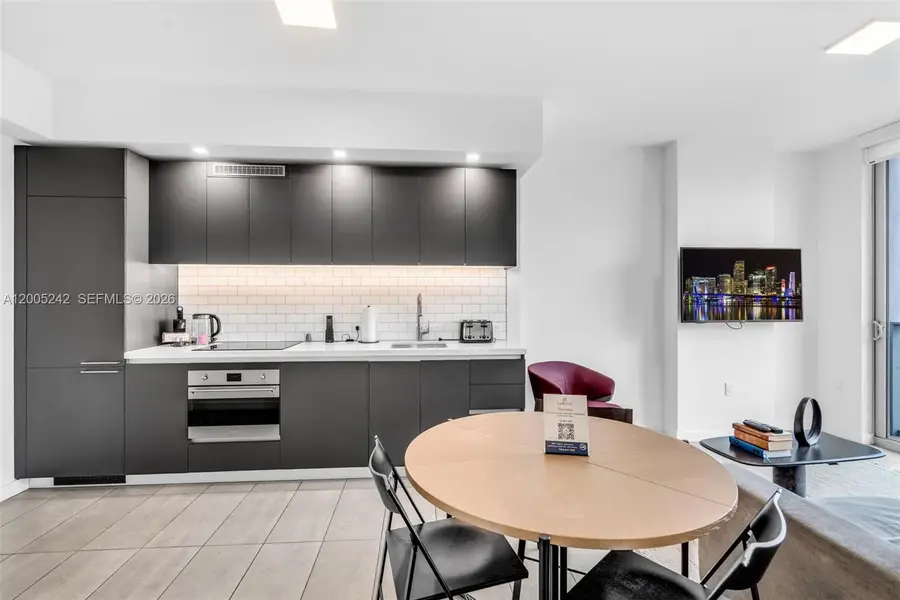 227 NE 2nd St #2503, Miami, FL 33132 - #3