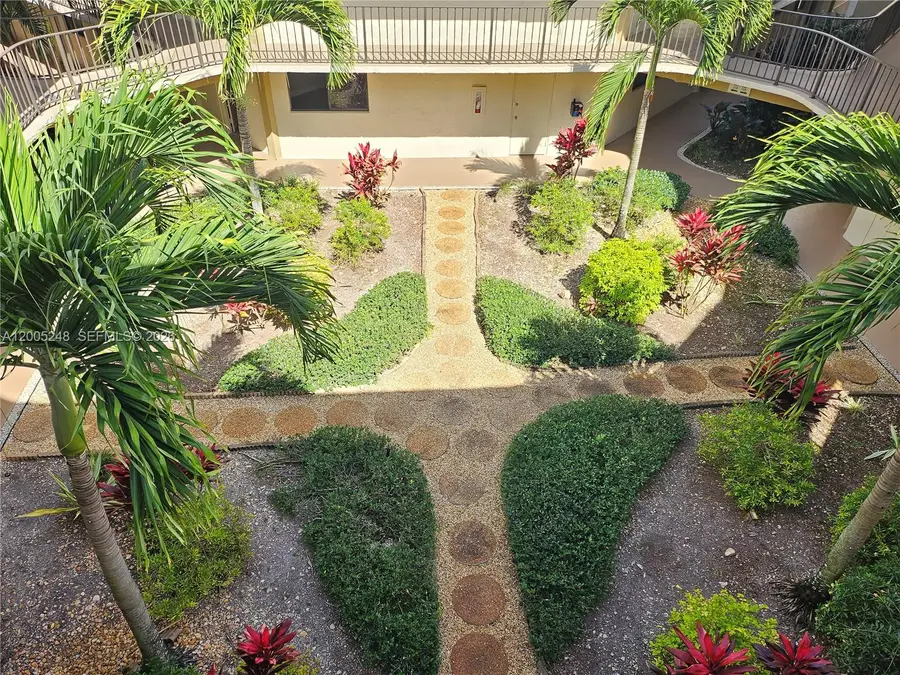 8005 SW 107th Ave #305, Miami, FL 33173 - #3