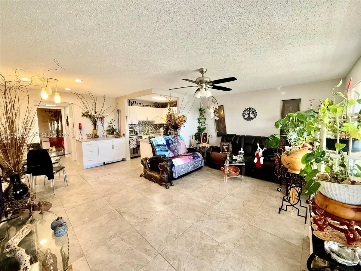 431 Chatham U #U, West Palm Beach, FL 33417 - #1